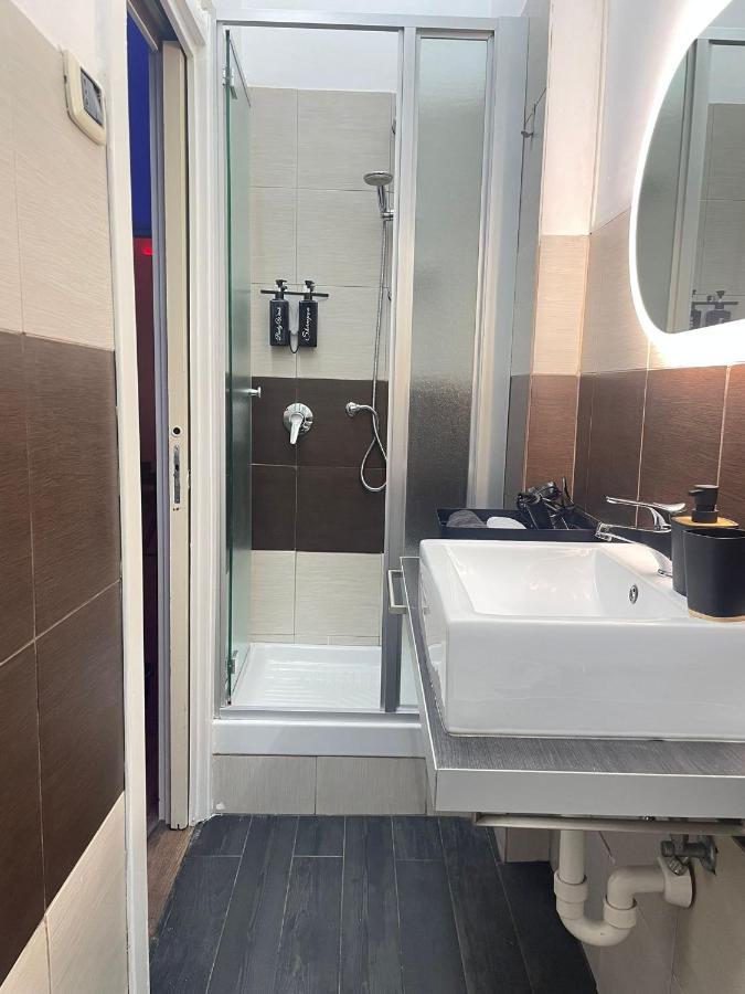 Show House Turin Luaran gambar